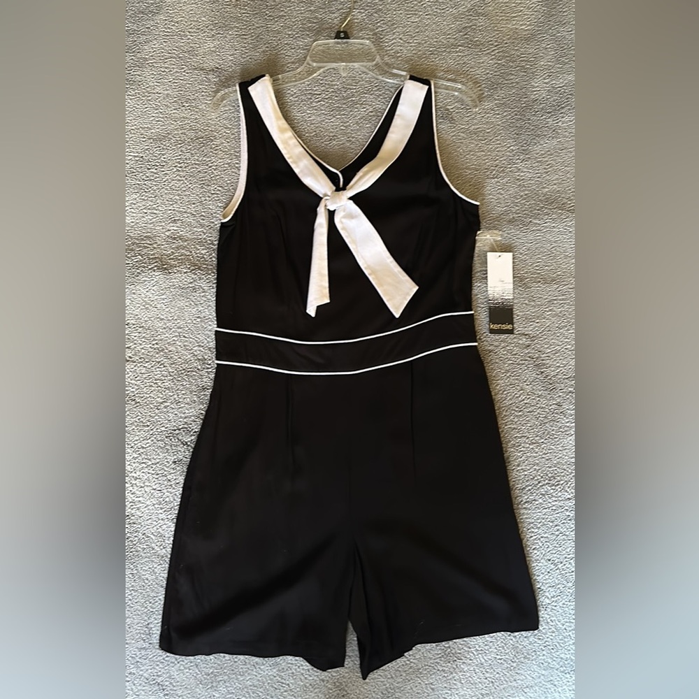 Brand New With Tags Kensie Romper Size M